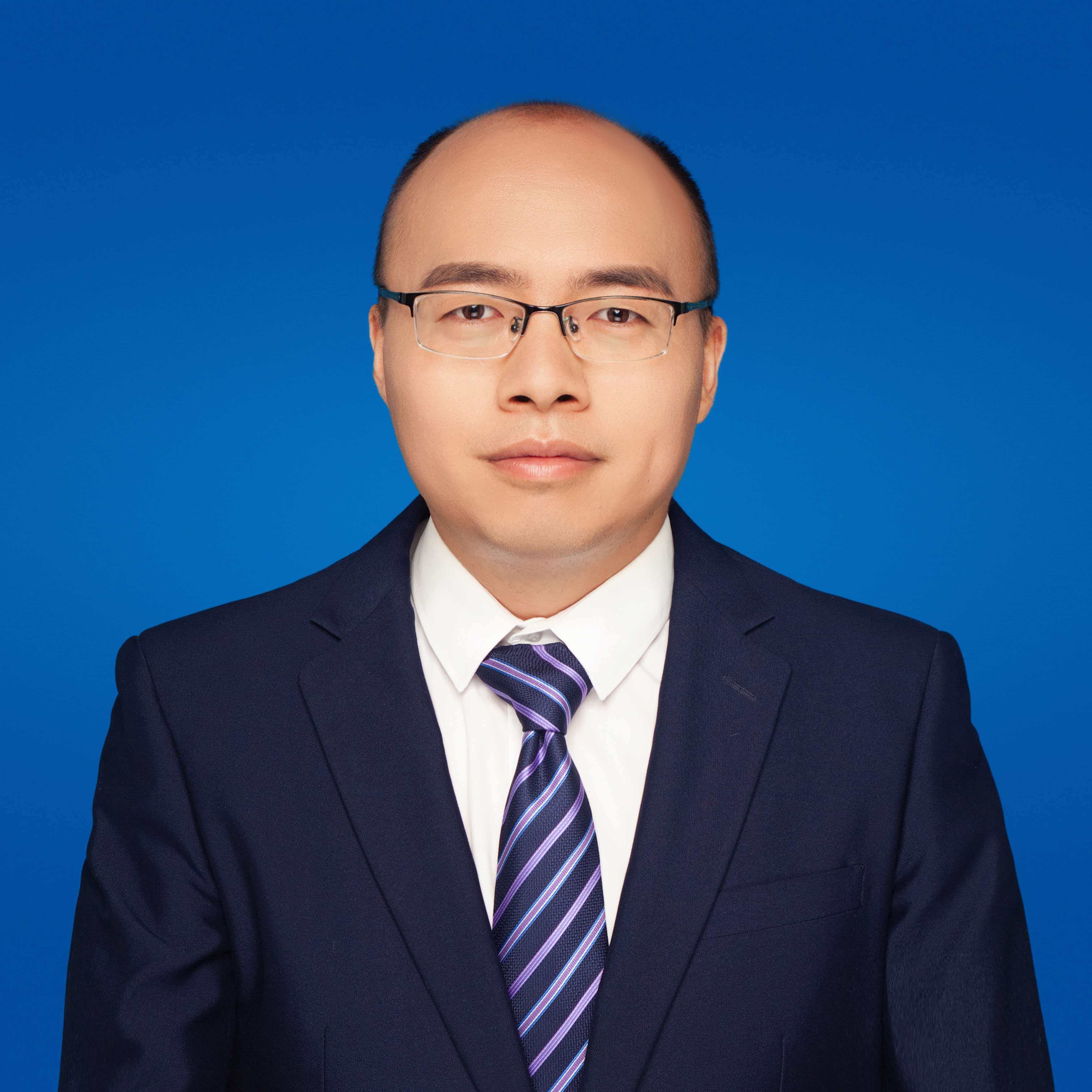 任坤律师